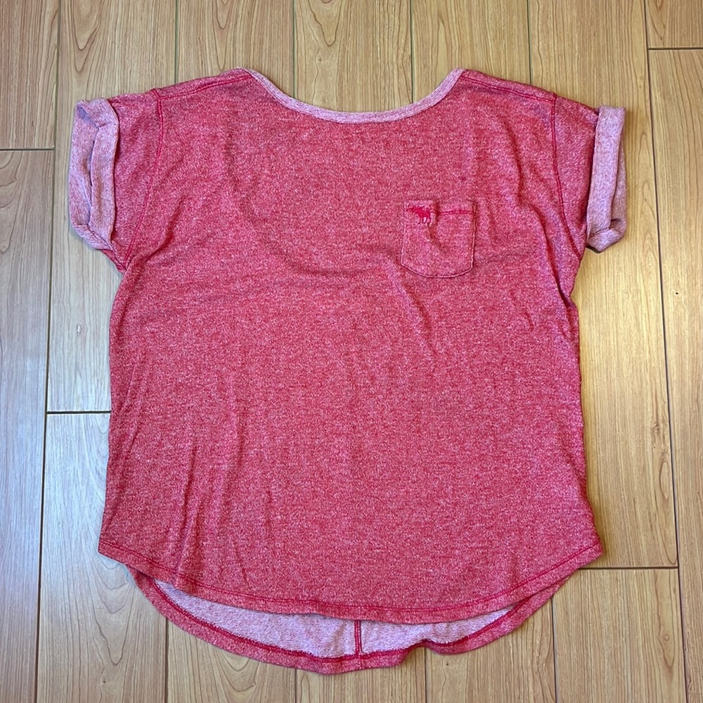 Abercrombie and Fitch Women’s Coral Sweater Shirt